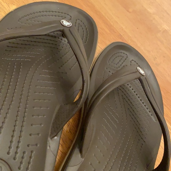 Crocs flip flop things unisex brown nice W7, M5 - Picture 5 of 11